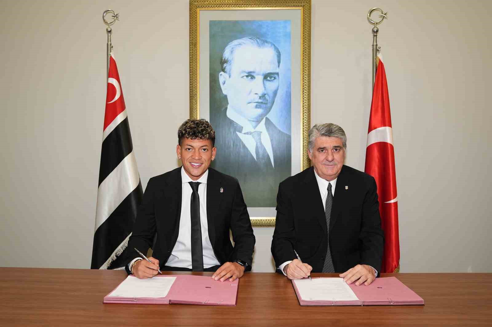 Elan Ricardo, resmen Beşiktaş’ta
