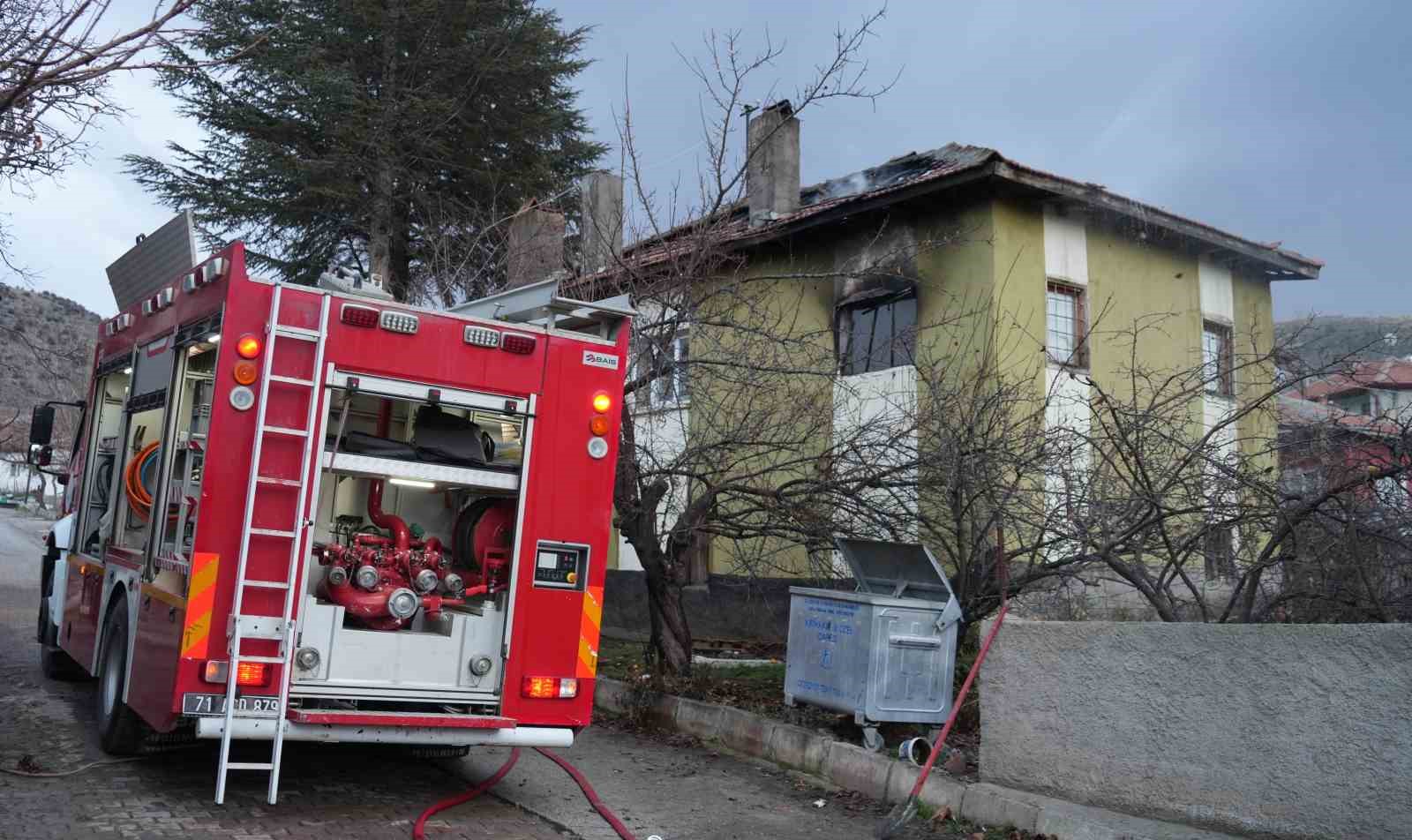 Kırıkkale’de yangın faciası: Alevler arasında kalan yaşlı kadın hayatını kaybetti
