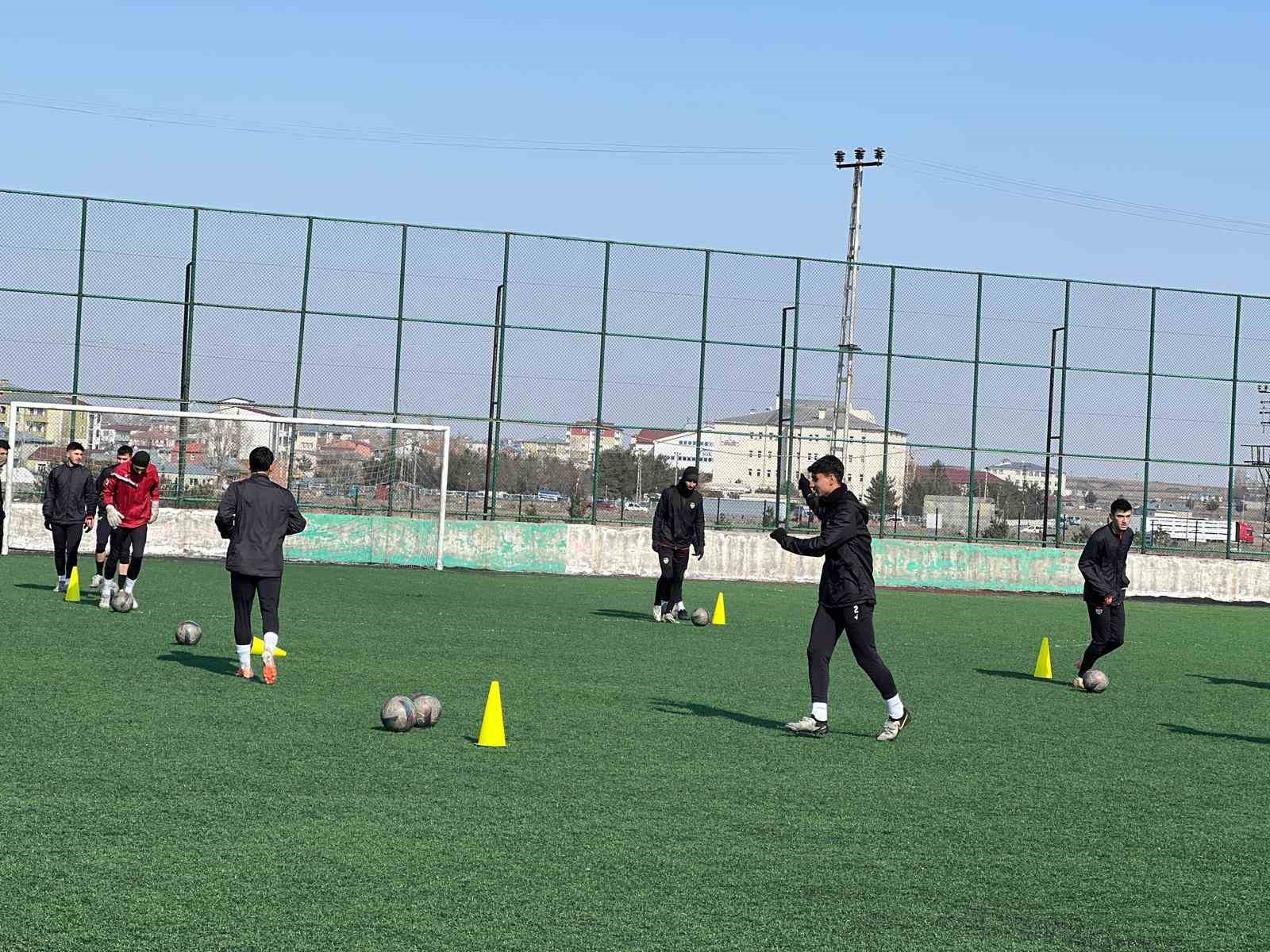 Kars 36 Spor, Tortum Spor maçı için hazırlıklarını sürdürüyor