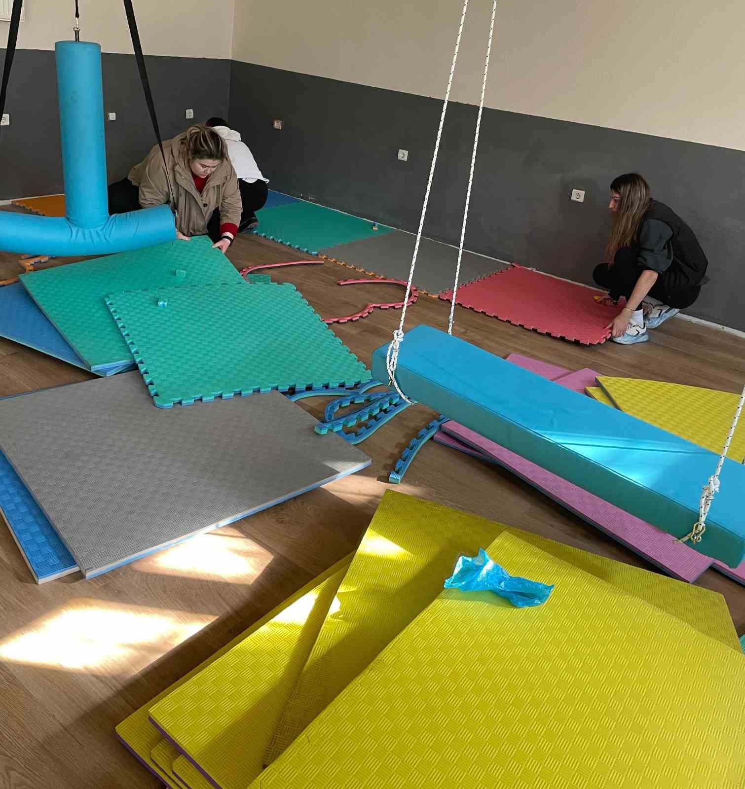 &Ouml;zel &ouml;ğrencilere &ouml;zel ortam
