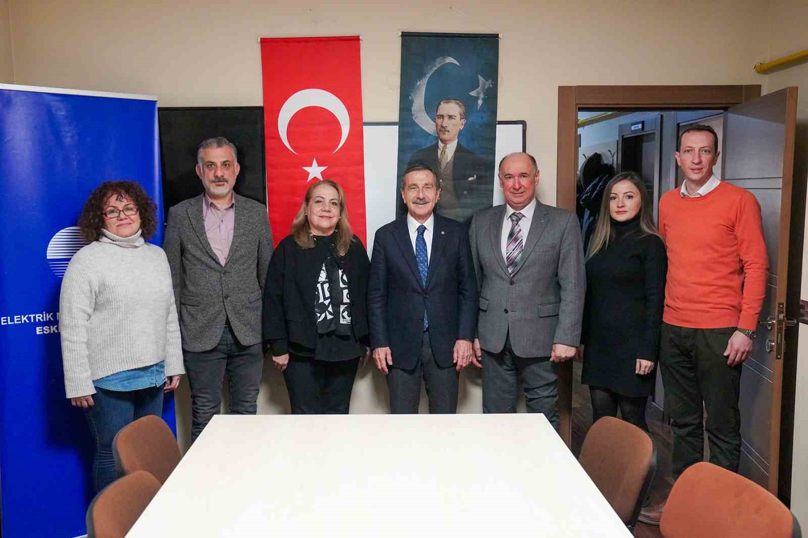 Başkan Ataç’tan EMO ve eczacılara ziyaret