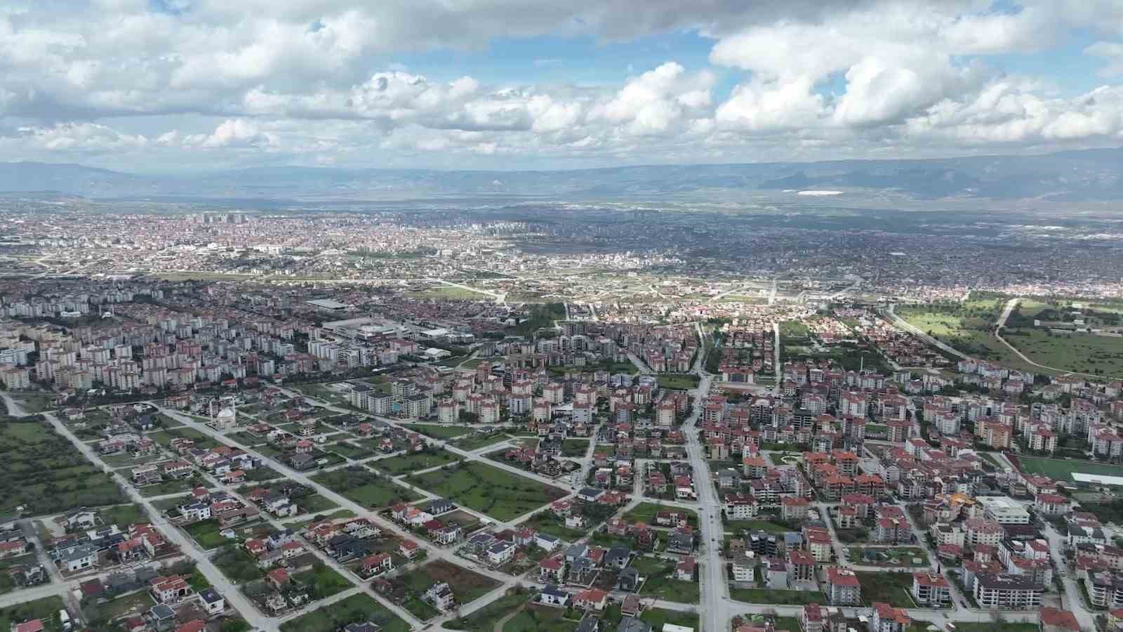 Denizli’nin nüfusu 1 milyon 61 bini aştı