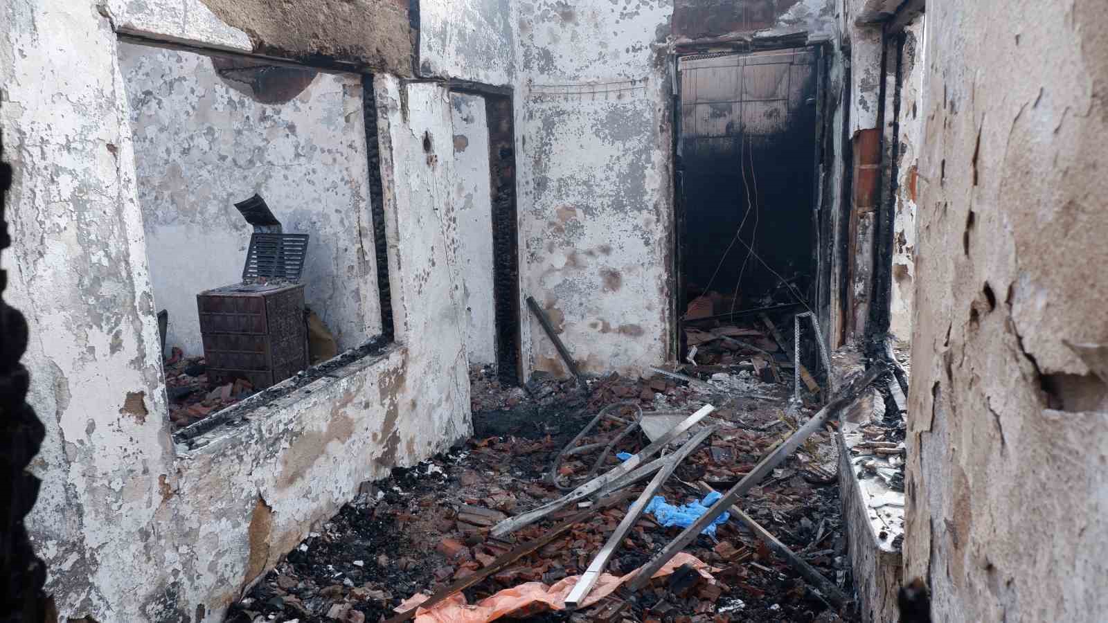 Edirne Valiliği, itfaiye ekibinin polis ekibi tarafından durdurulması olayıyla ilgili a&ccedil;ıklama yaptı
