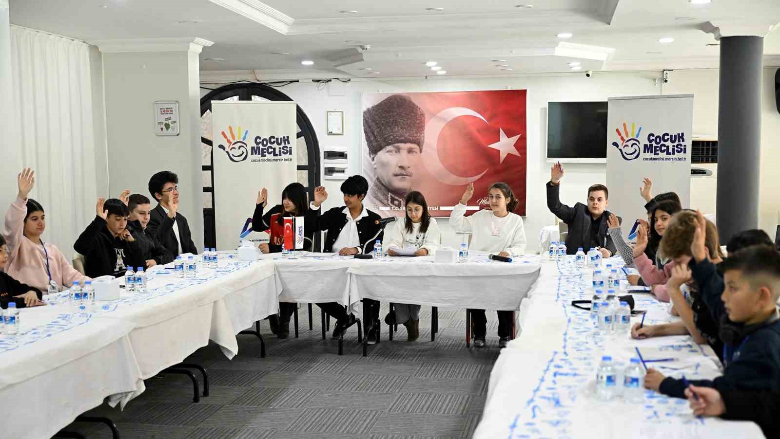 Çocuk Meclisi Toplantısı Silifke’de yapıldı