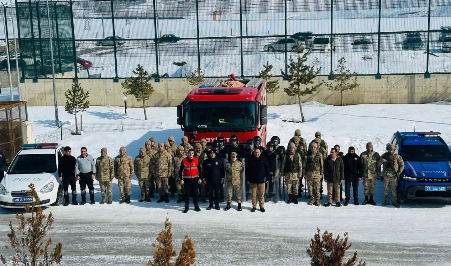 Erzurum&rsquo;da krizlere m&uuml;dahale tatbikatı
