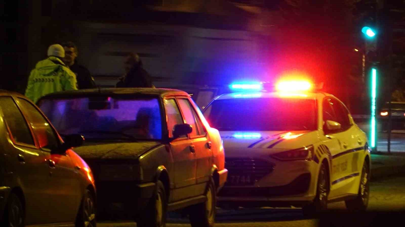 Tavşanlı&rsquo;da otomobil yayaya &ccedil;arptı: 1 yaralı
