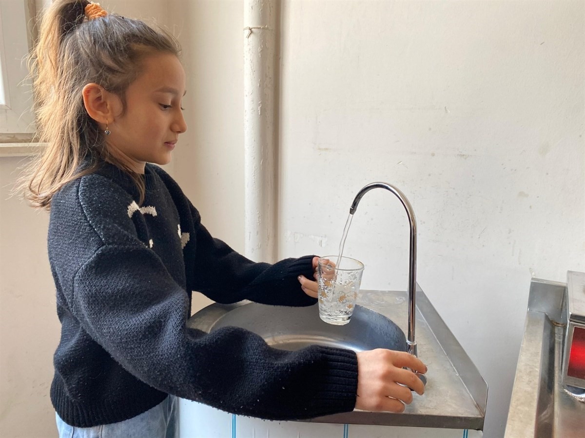 Batman’da 100 okula arıtmalı su sebili monte edildi