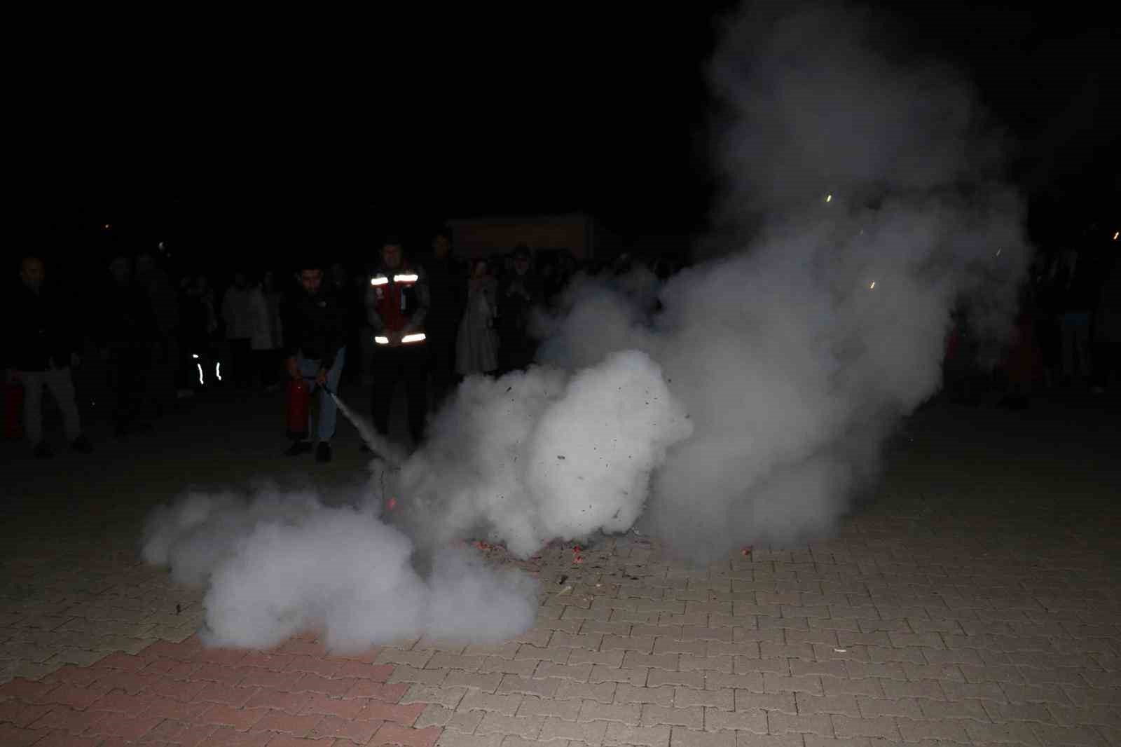 Bingöl’de pansiyonlu okullarda yangın tatbikatı