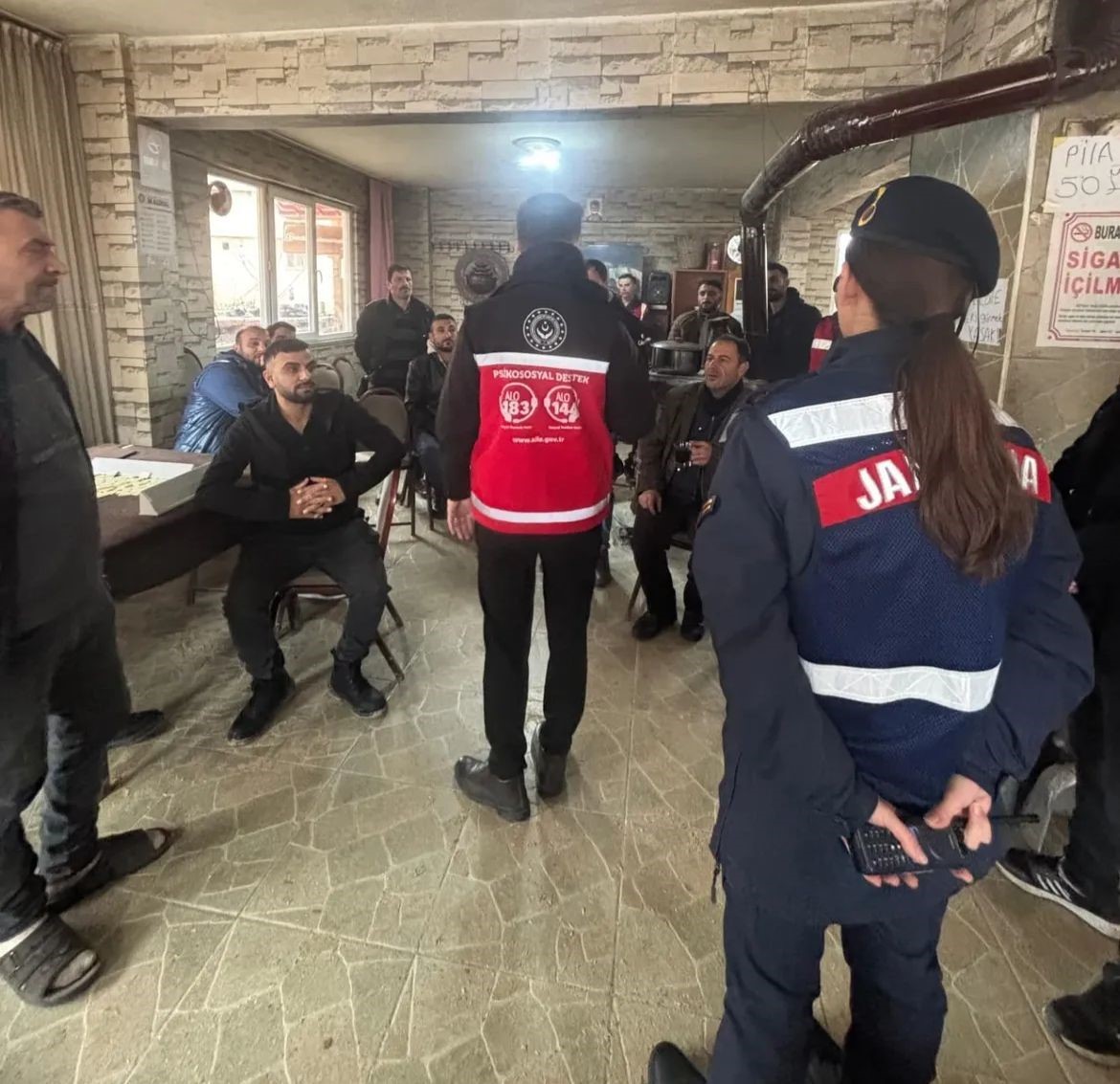 Köylülere bağımlılıkla mücadele bilgilendirmesi