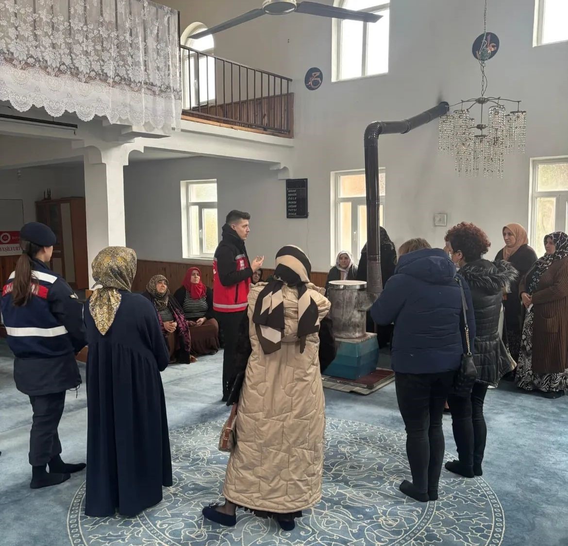 K&ouml;yl&uuml;lere bağımlılıkla m&uuml;cadele bilgilendirmesi
