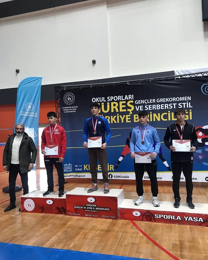 Kütahyalı güreşçi Said Ada Türkiye Şampiyonu oldu