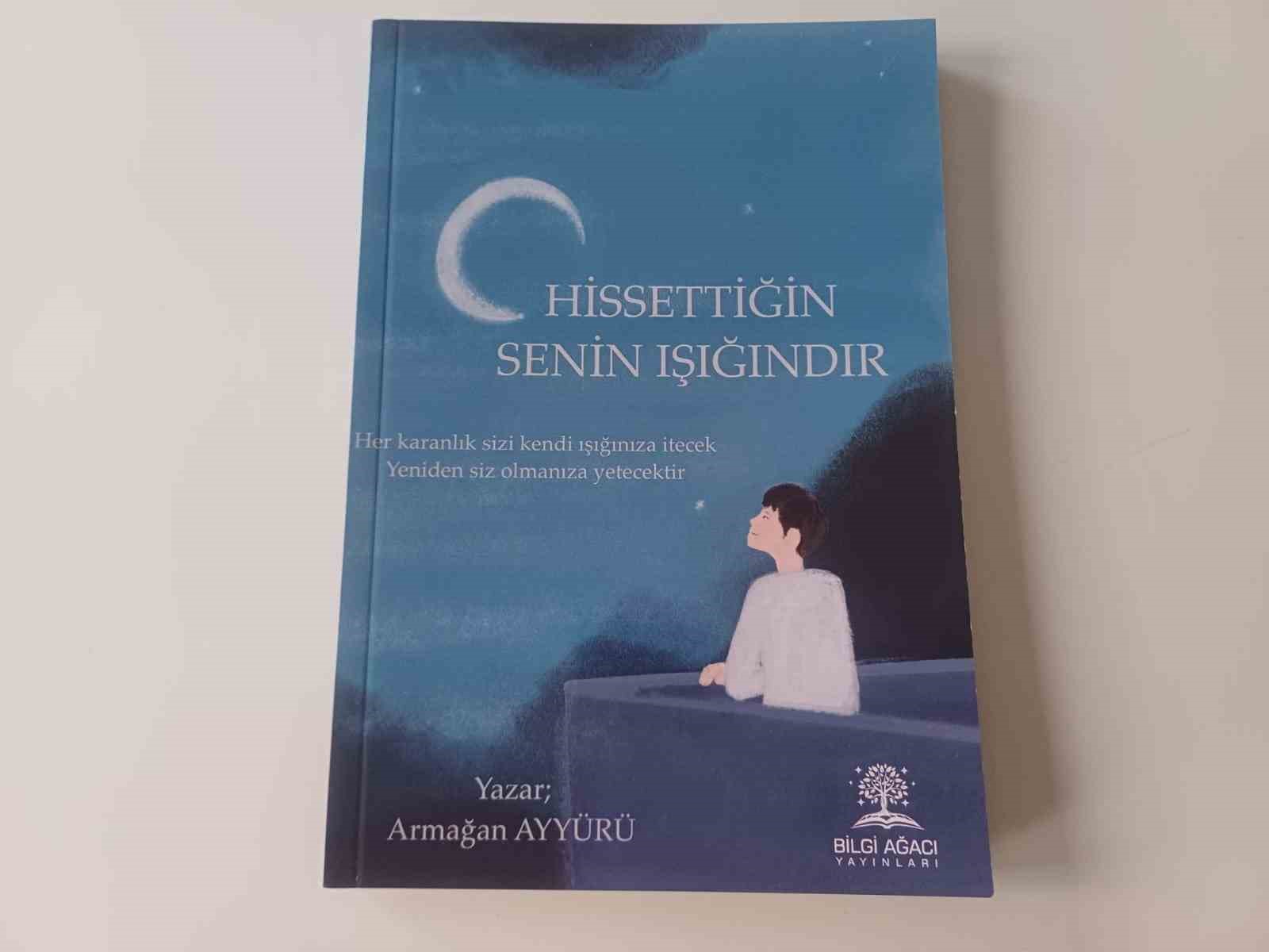 Edebiyat tutkunu Manisalı genç kitap çıkardı
