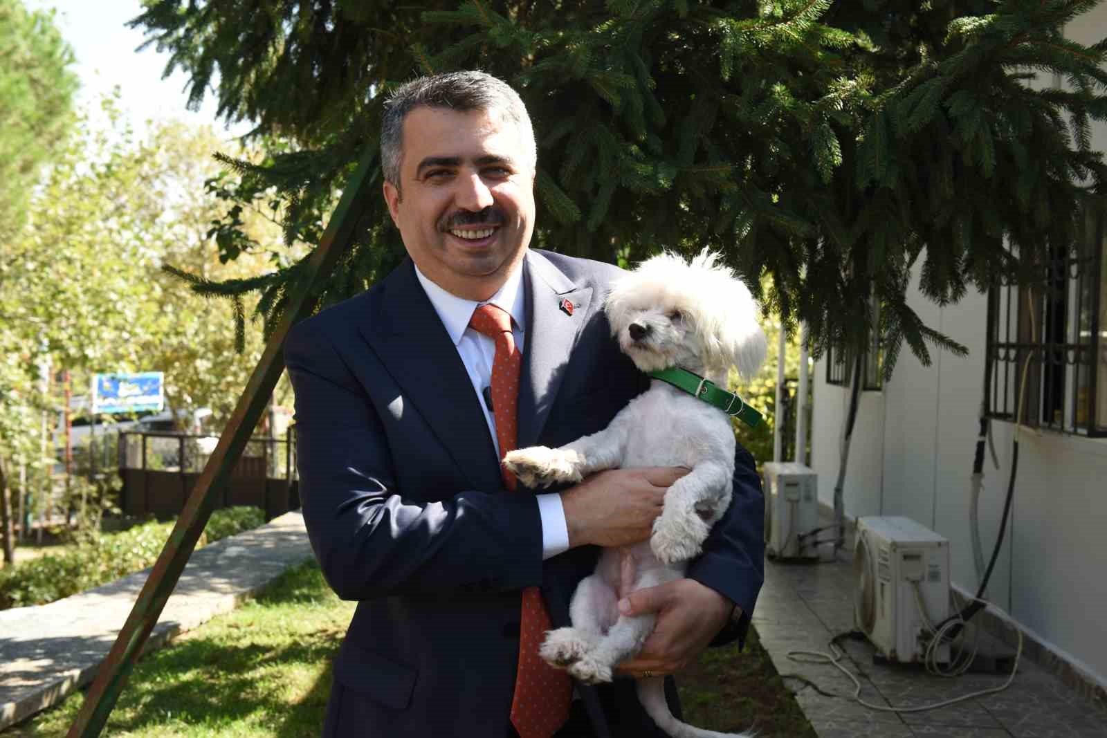 Sahiplenilen hayvanın 1 yıllık muayenesi Yıldırım Belediyesi’nden