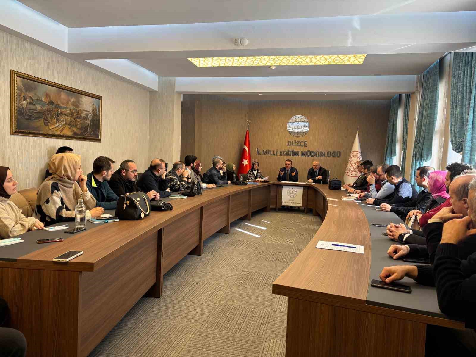 Hedef LGS-YKS projesi değerlendirildi