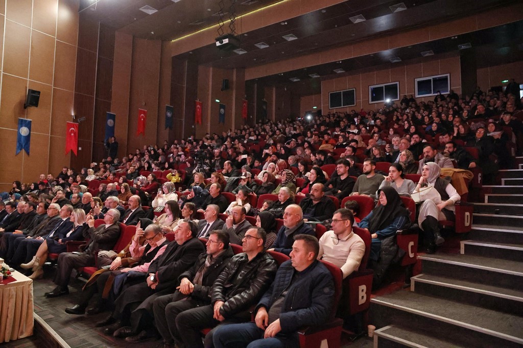 ‘Tasavvufî Nağmelerden İrfan Türküleri’ konseri büyük ilgi gördü
