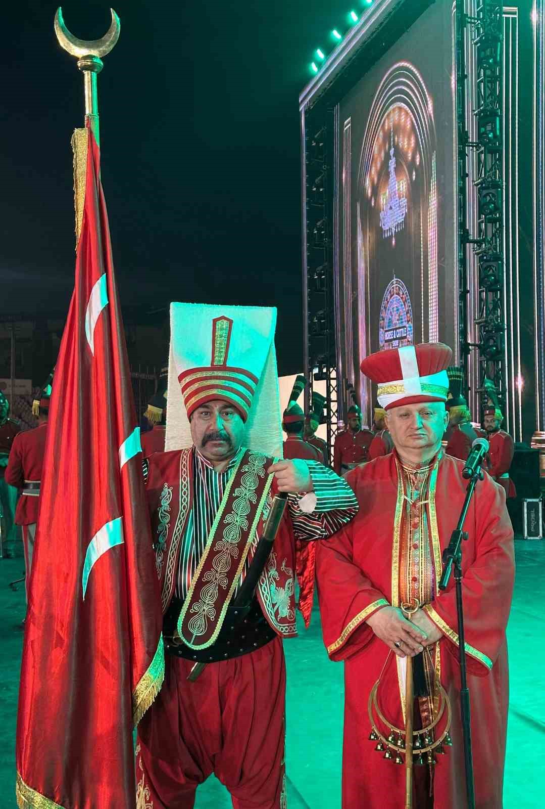 Bursa Mehter Takımı Pakistan’da da gönülleri fethetti