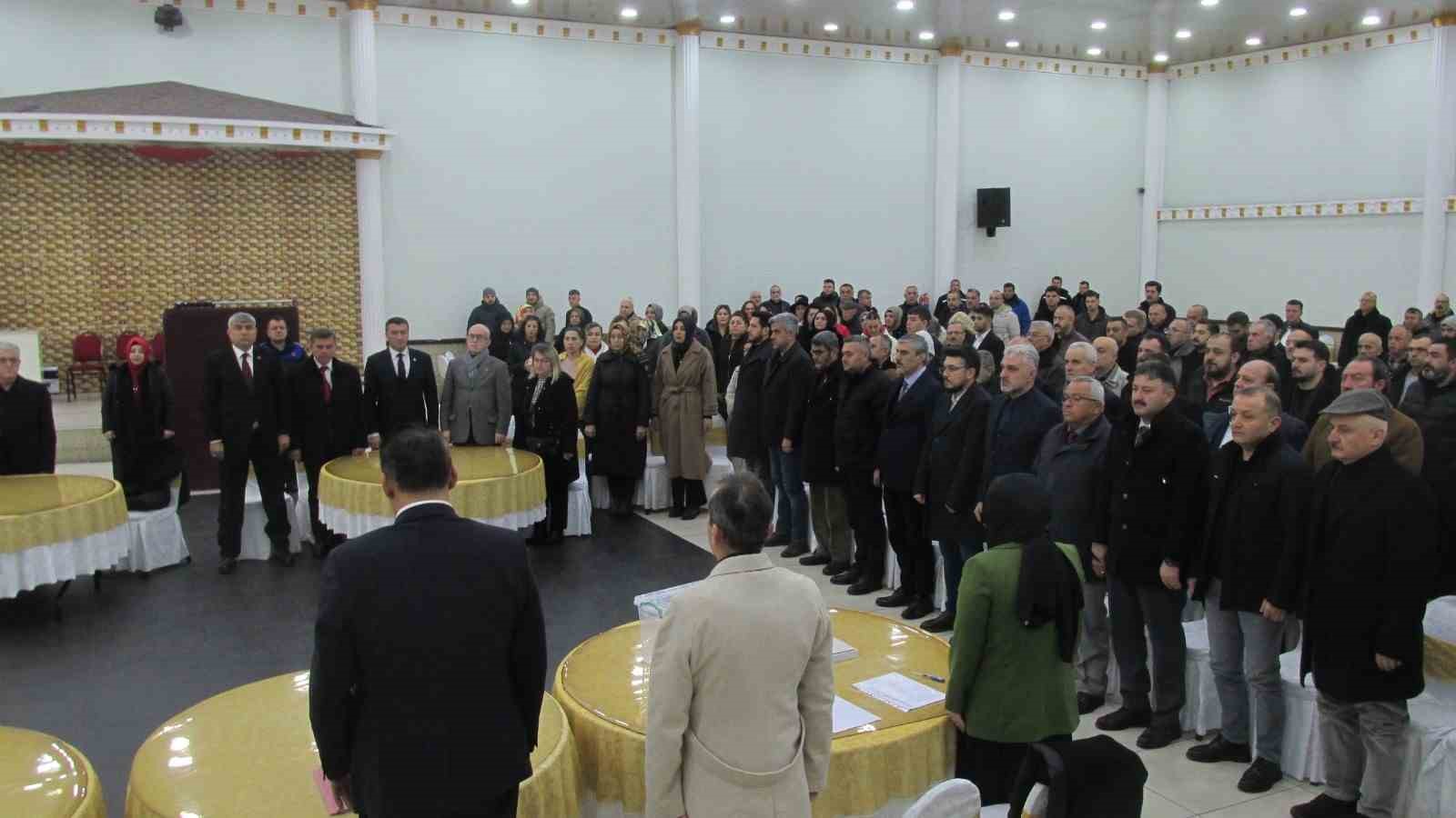 G&uuml;l&uuml;&ccedil;&rsquo;te Belediye Başkanlığı&rsquo;na Sadık Kara se&ccedil;ildi
