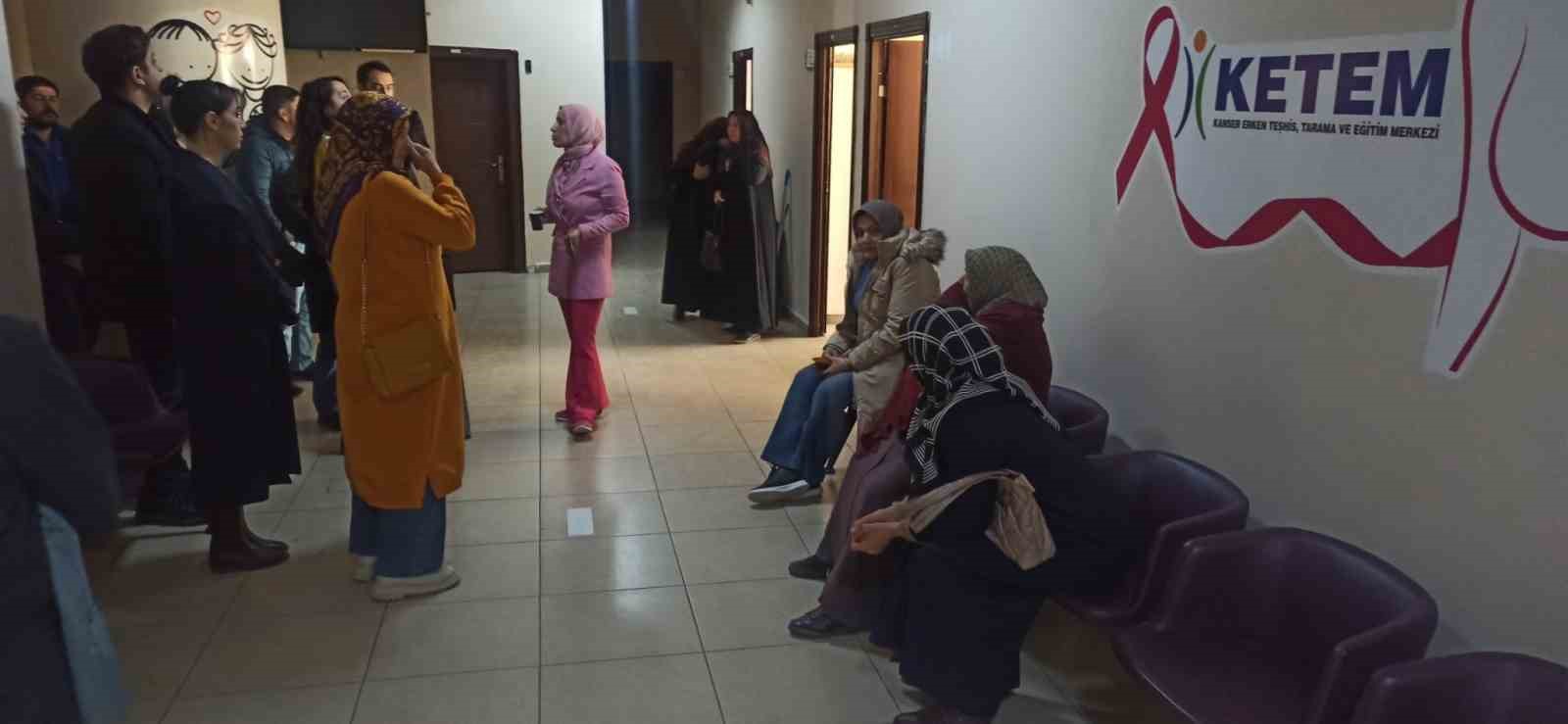 Tuşba İl&ccedil;e Sağlık M&uuml;d&uuml;rl&uuml;ğ&uuml;nden &lsquo;Sağlıklı Hayat Merkezi&rsquo;ni tanıtma atağı
