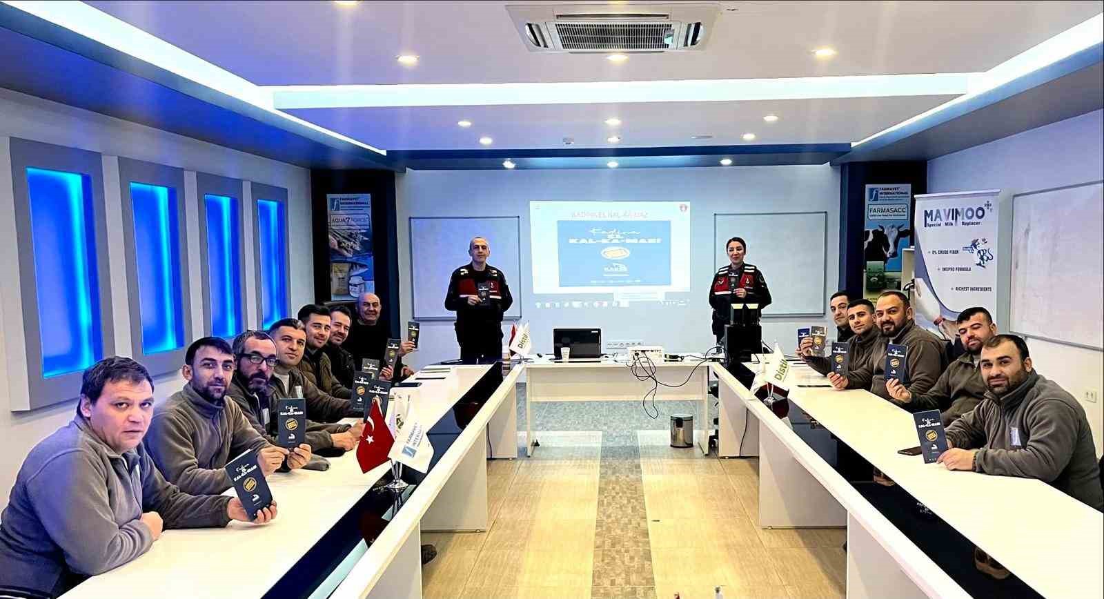 Salihli jandarmadan KADES bilgilendirmesi
