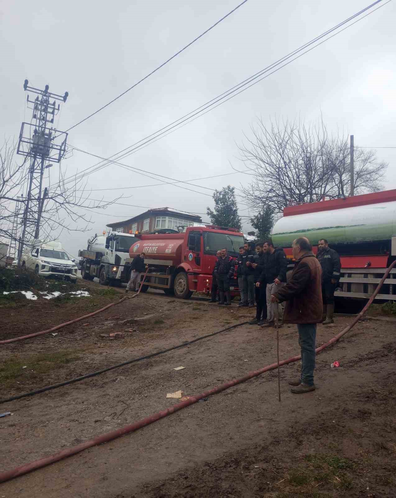 Bartın’da çatı yangını korkuttu