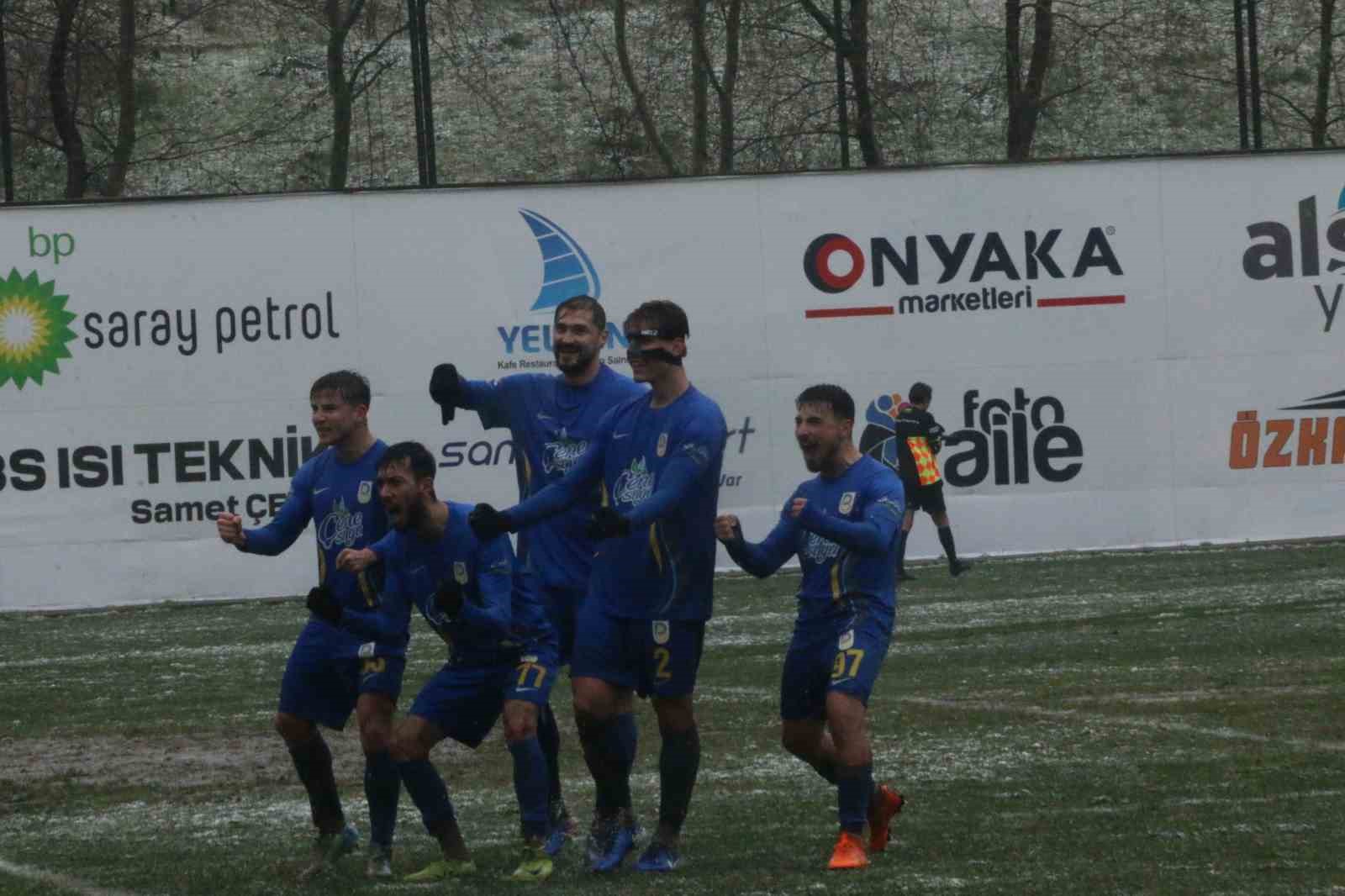 TFF 2. Lig: Belediye Derincespor: 1 - Arnavutköy Belediyesi: 1