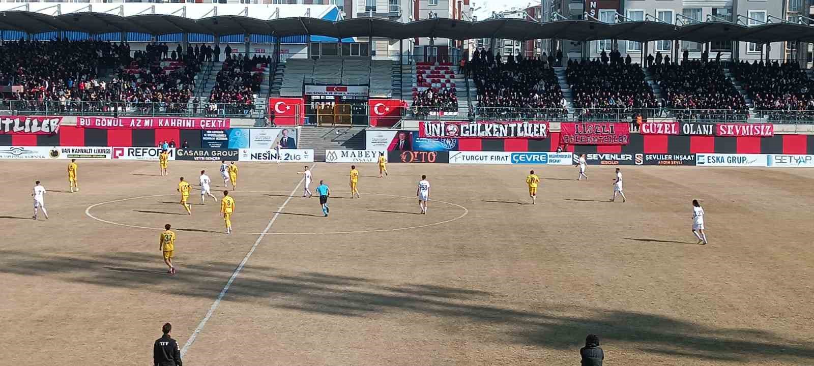 TFF 2. Lig: Vanspor FK: 2 - Menemen Futbol Kulübü: 2