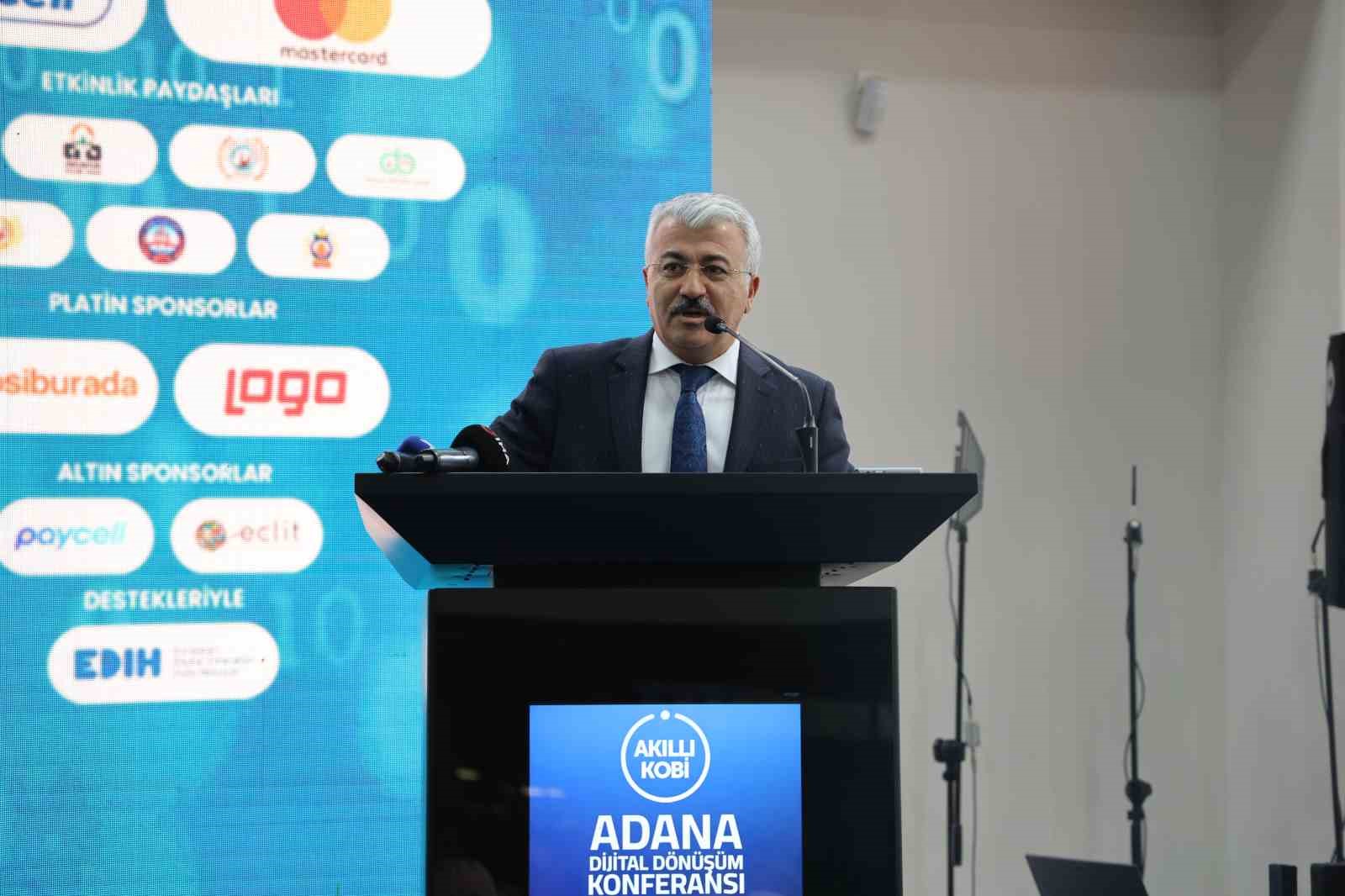 Adana’da ’Dijital Dönüşüm Konferansı’ düzenlendi
