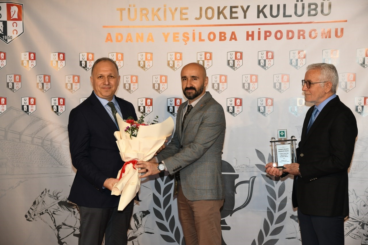 Osmaniye Belediye Başkanlığı Koşusu’nu ‘Silent Lightning’ kazandı