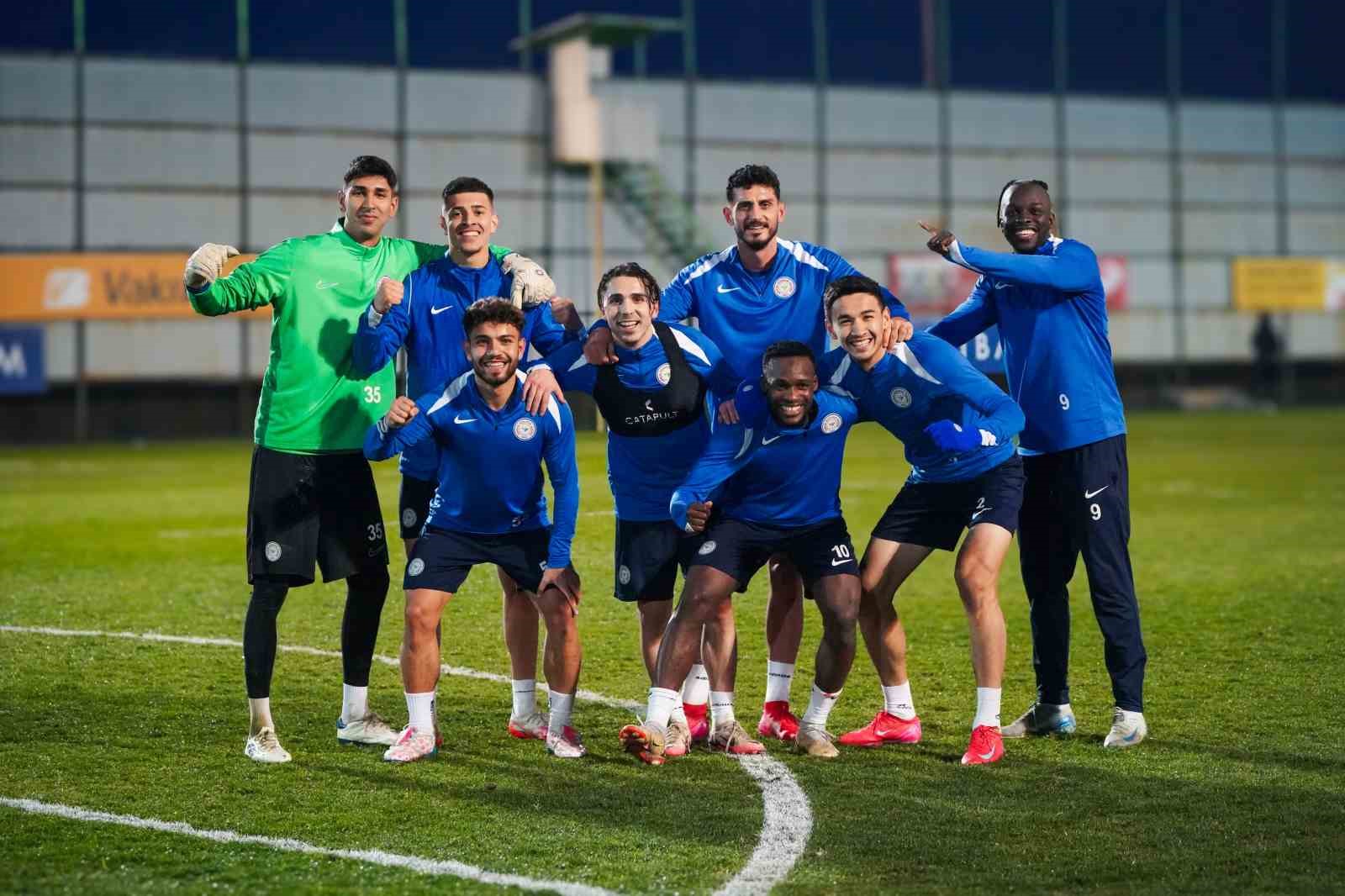 Çaykur Rizespor, Galatasaray maçı hazırlıklarına başladı