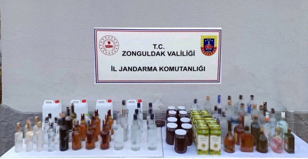 Zonguldak’ta jandarmadan sahte alkol operasyonu