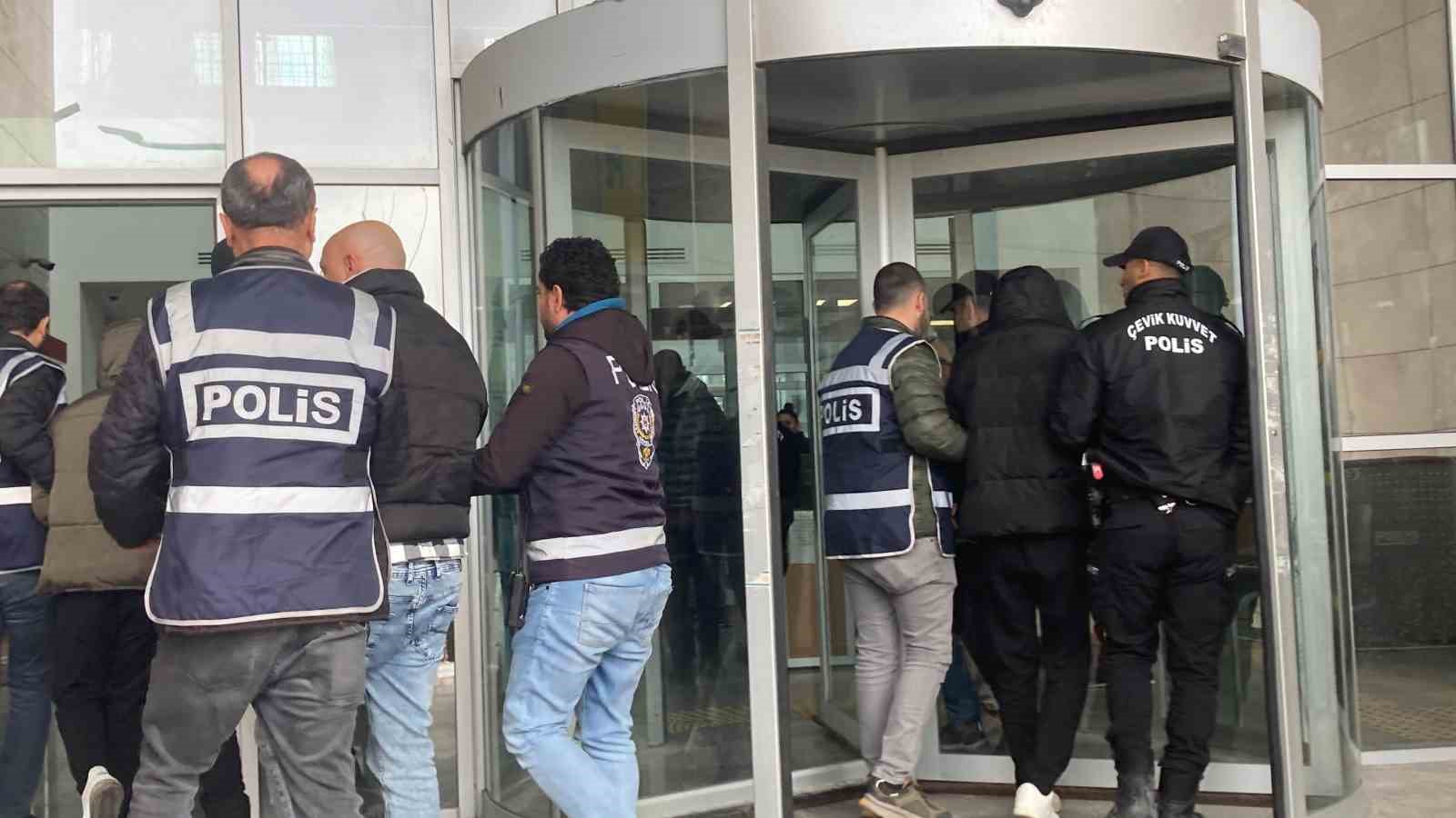 Mersin’deki haraç çetesinde tutuklu sayısı 16’ya yükseldi