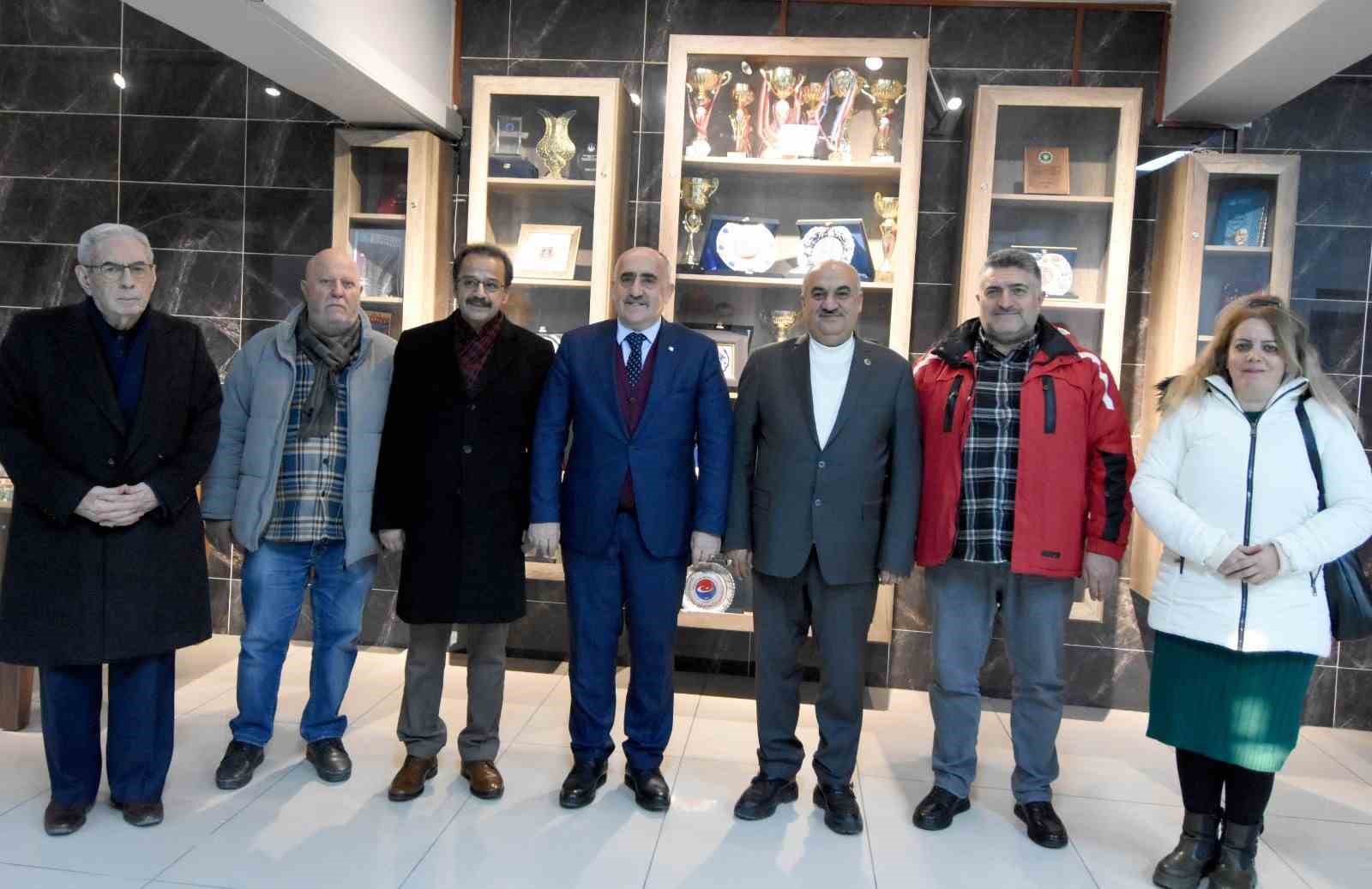 Kent Konseyi&rsquo;nden Aziziye Belediye Başkanı Akpunar&rsquo;a nezaket ziyareti
