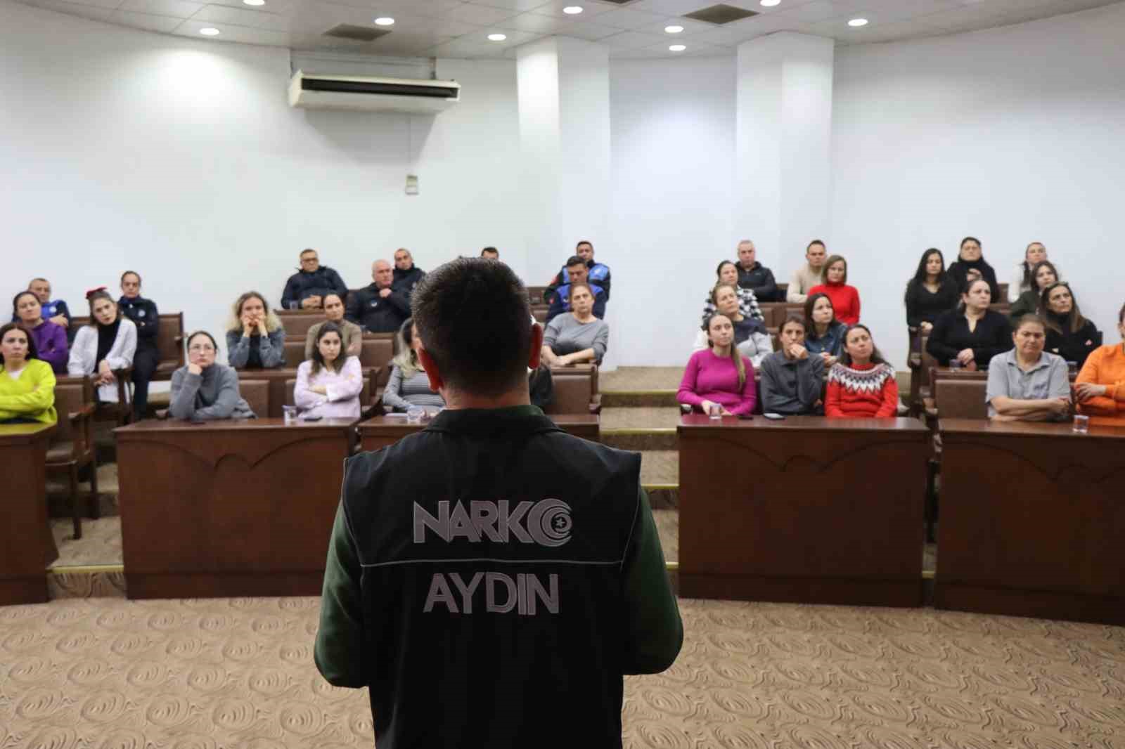 Nazilli Belediyesi’nden uyuşturucuyla mücadele semineri
