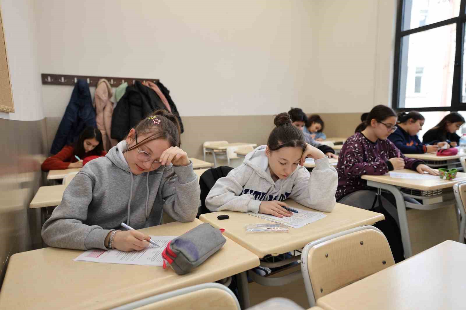 Şehzadeler Belediyesi’nin LGS Kursları tüm hızıyla devam ediyor