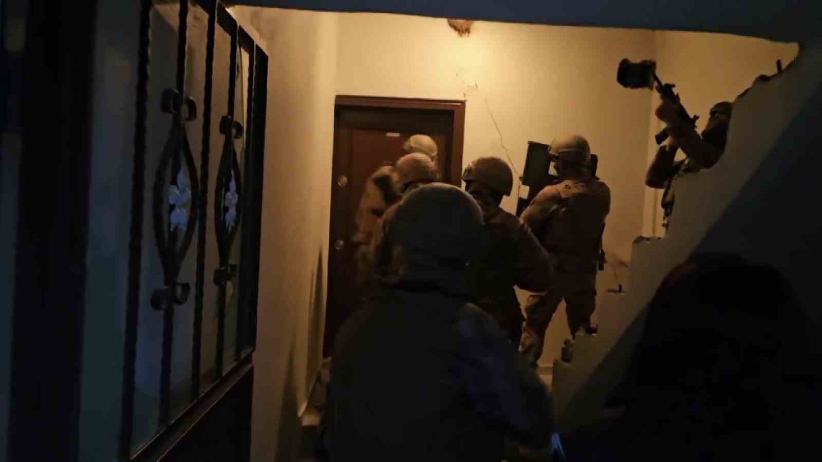 Uyuşturucu operasyonunda gözaltına alınan 11 şahıstan 7’si tutuklandı