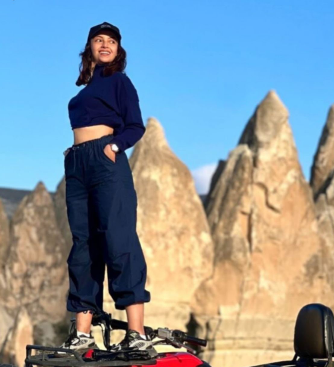 Eski eşini ormanlık alanda bulduğu tabancayla &ouml;ld&uuml;rm&uuml;ş
