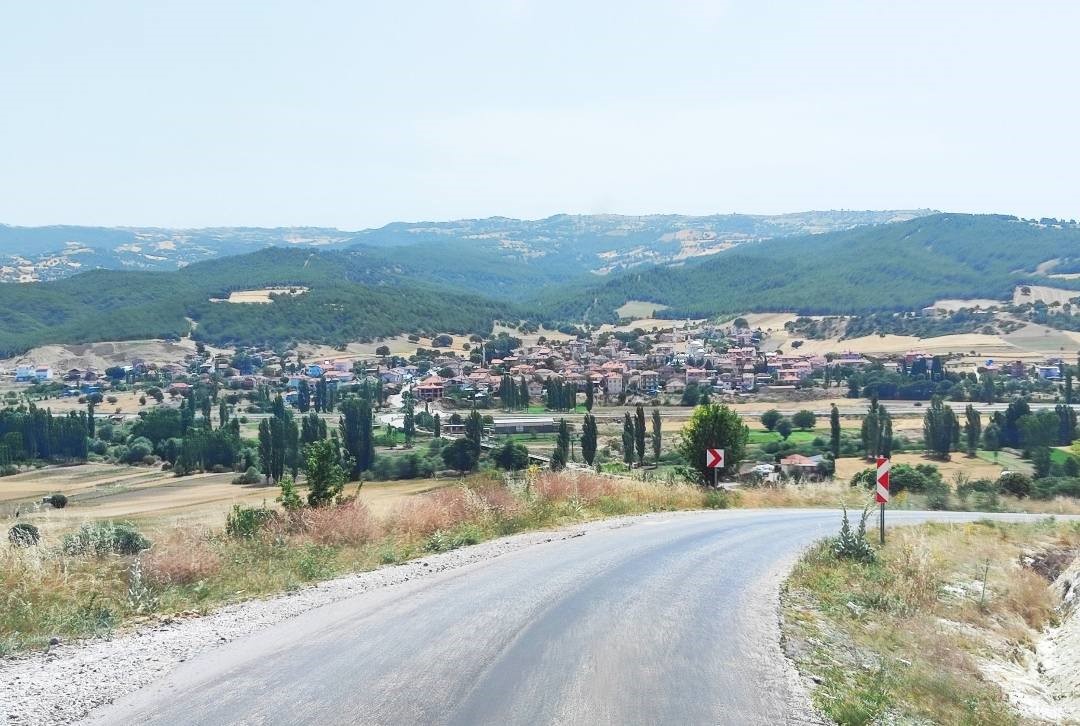 Gediz&rsquo;de k&ouml;y n&uuml;fusu eriyor
