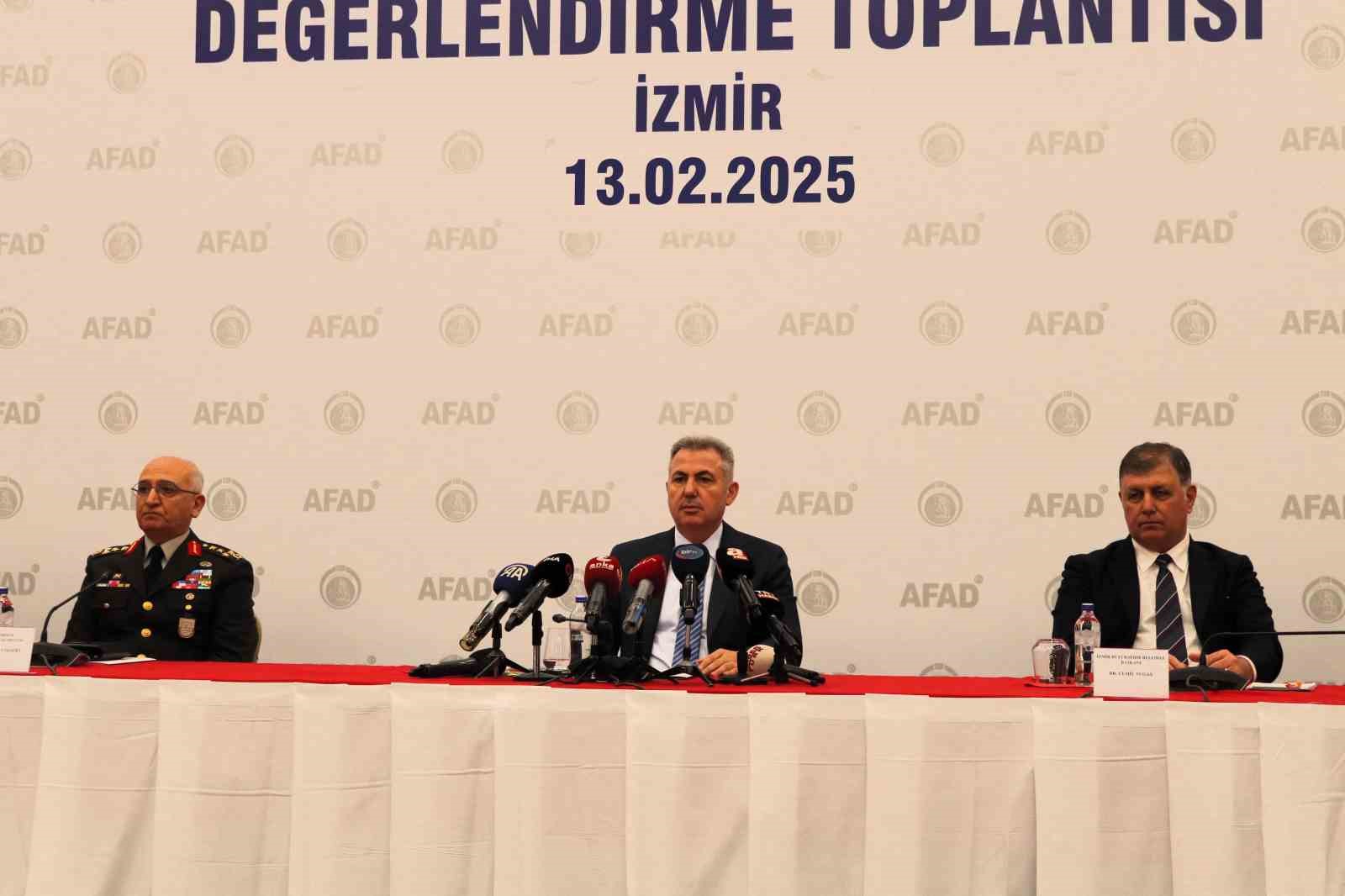 Vali Elban: "Deprem riskine karşı her türlü tedbiri alıyoruz"
