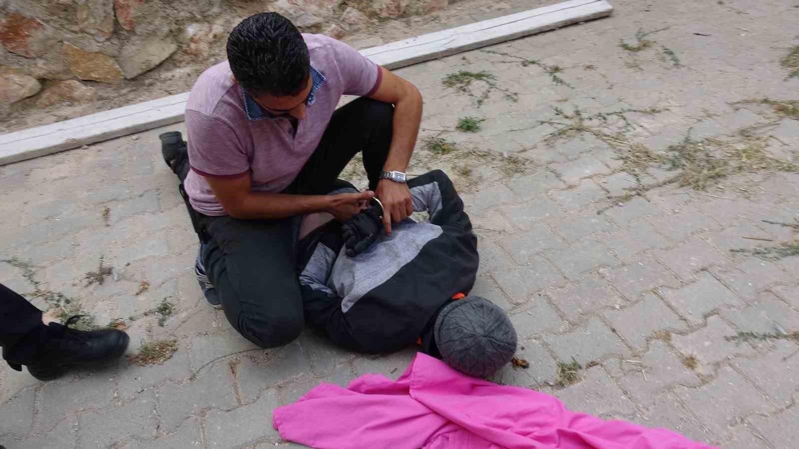 Cezaevinden çıktı uslanmadı, tekrar hırsızlık yaparken yakalandı