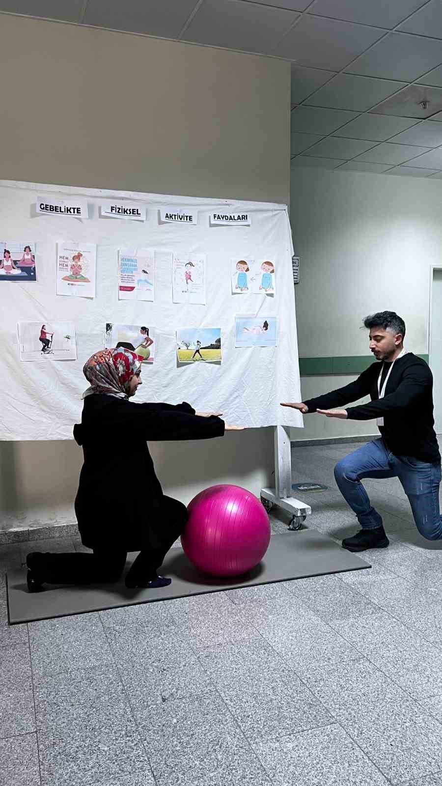 Doğubayazıt’ta kadınlara normal doğum bilgilendirmesi