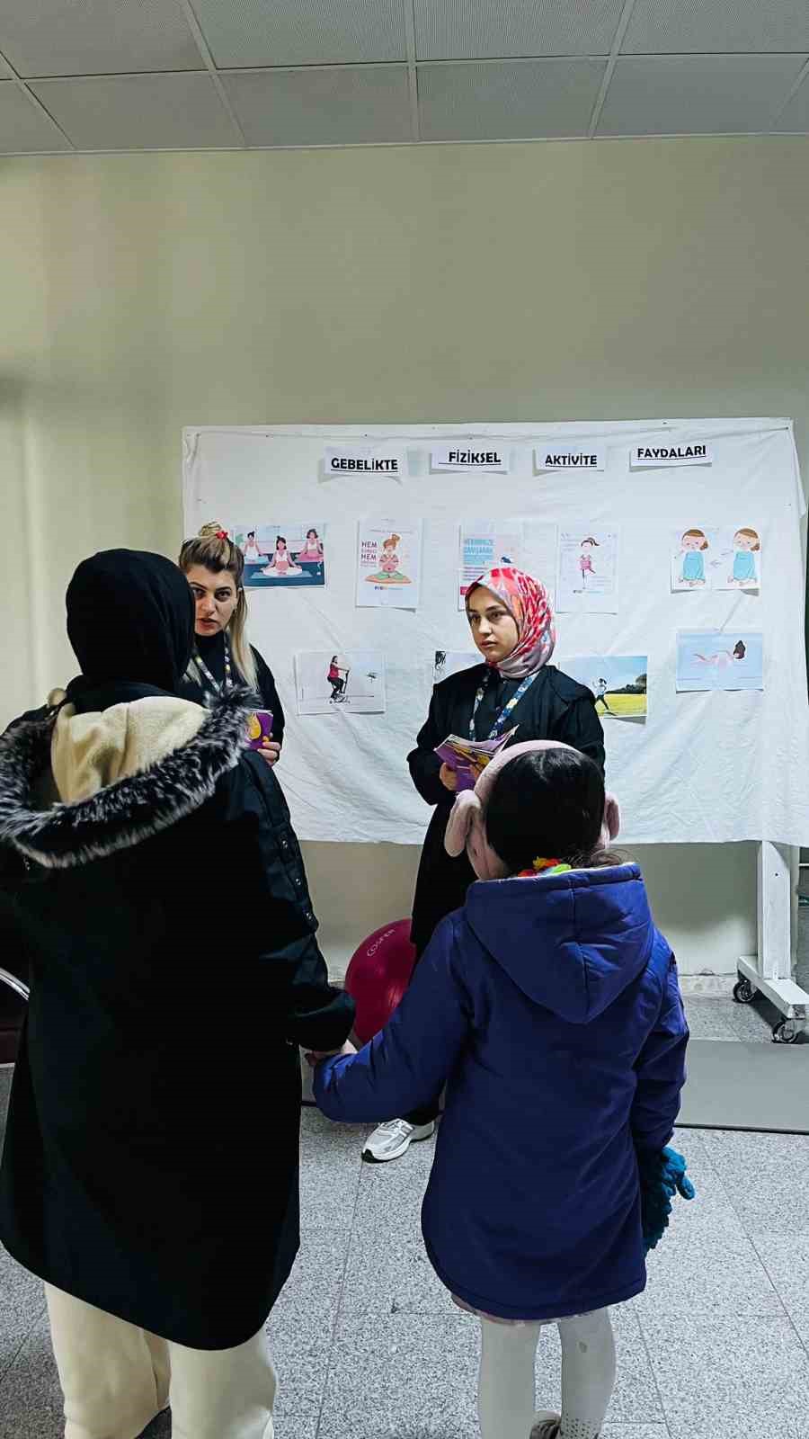 Doğubayazıt&rsquo;ta kadınlara normal doğum bilgilendirmesi
