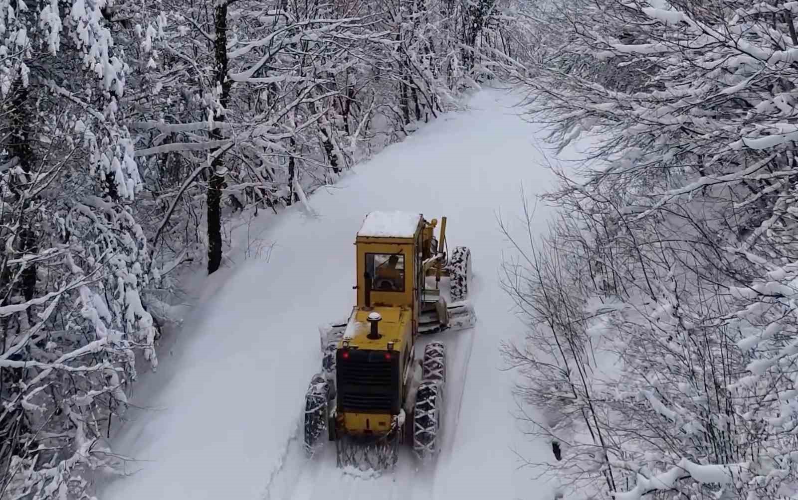 Kastamonu’da kar sebebiyle yolu kapalı köy sayısı 157’ye düştü