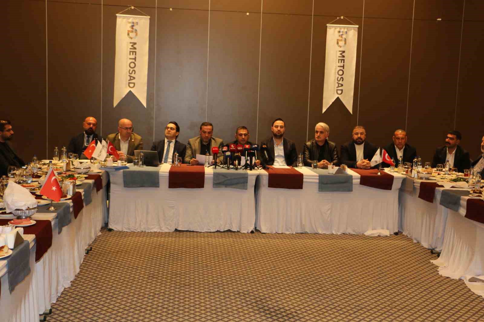 Diyarbakır’da turizmciler bir araya gelerek dernek kurdu
