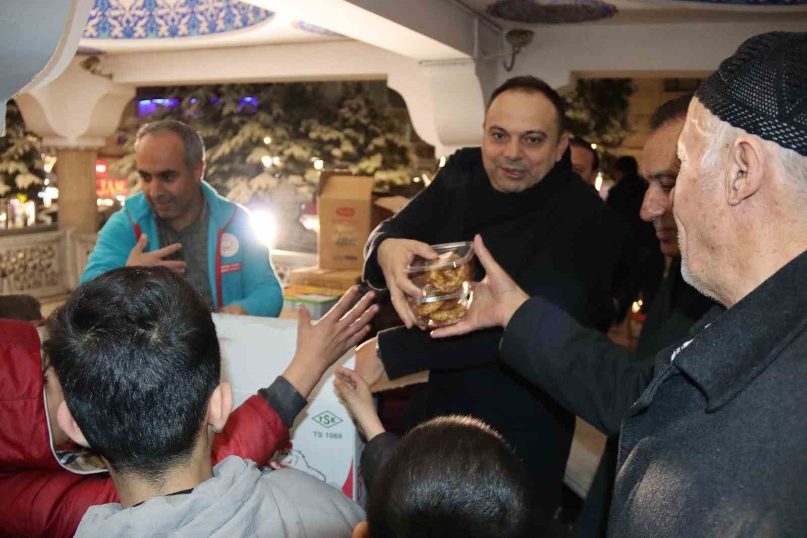 Tatvan’da Berat Kandili programı düzenledi