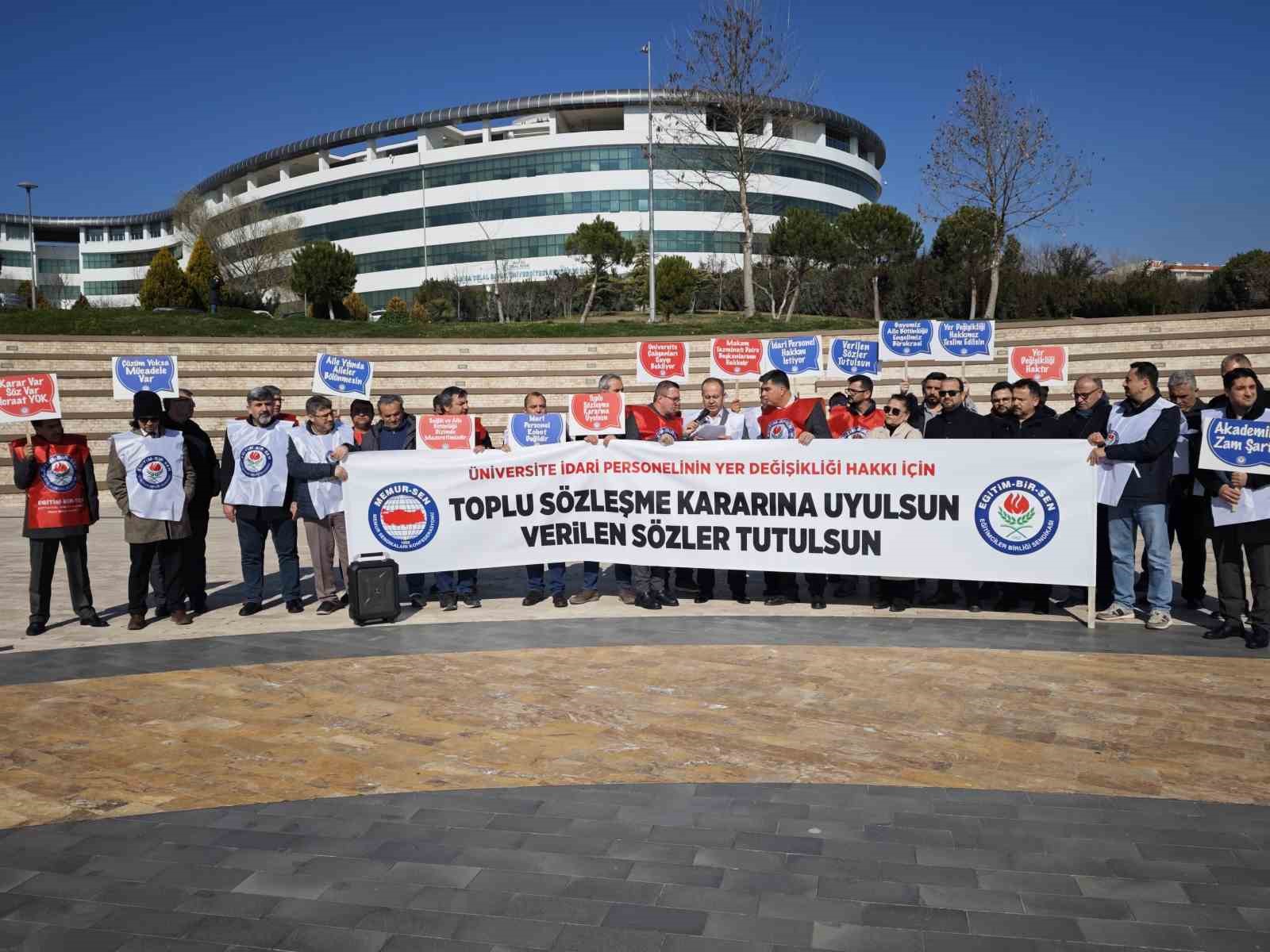 &Uuml;niversite idari personeli yer değişikliği hakkı istiyor
