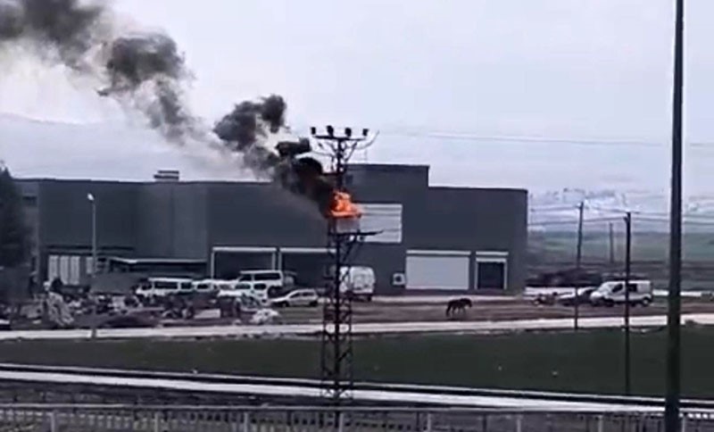 Dicle Elektrik trafosunda çıkan yangın itfaiye ekipleri tarafından söndürüldü