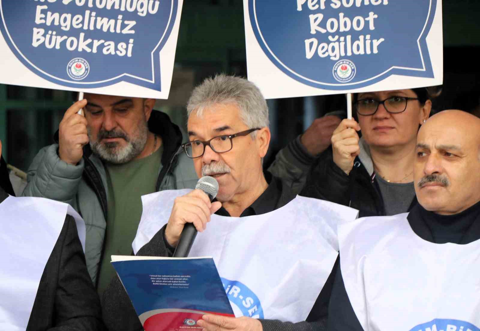 &Uuml;niversitede &ouml;zl&uuml;k hakkı eylemi
