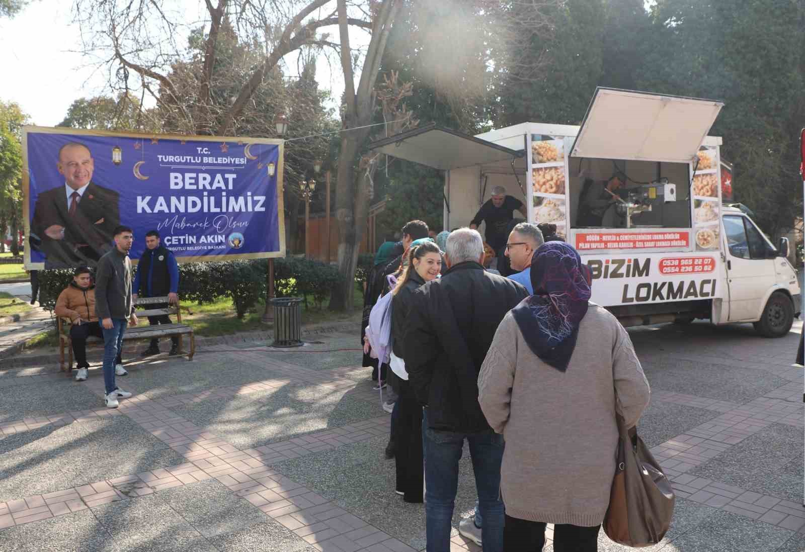Turgutlu Belediyesinden Berat Kandili&rsquo;nde lokma hayrı
