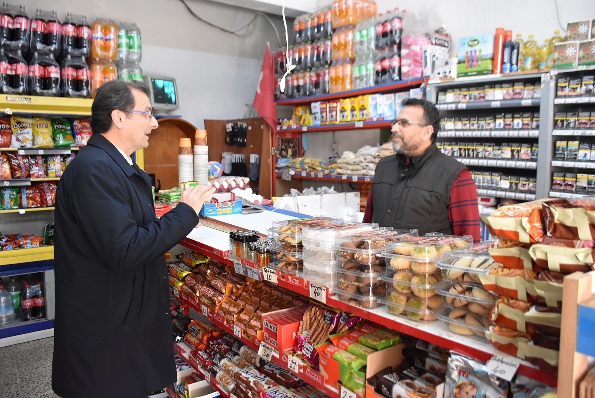 Salihli Kaymakamı Güldoğan: "Bakkallar, mahalle kültürünü yaşatıyor"