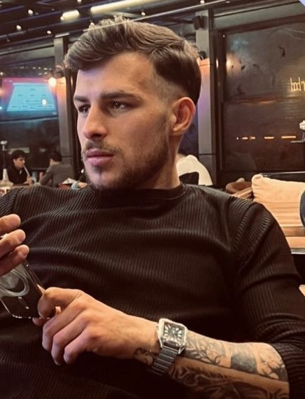 Karaman&rsquo;da bı&ccedil;aklı kavgada hayatını kaybeden gen&ccedil; toprağa verildi
